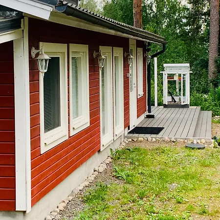 Vuolenkosken Helmi - Laadukas Ympaerivuotinen Moekki Vuolenkoski